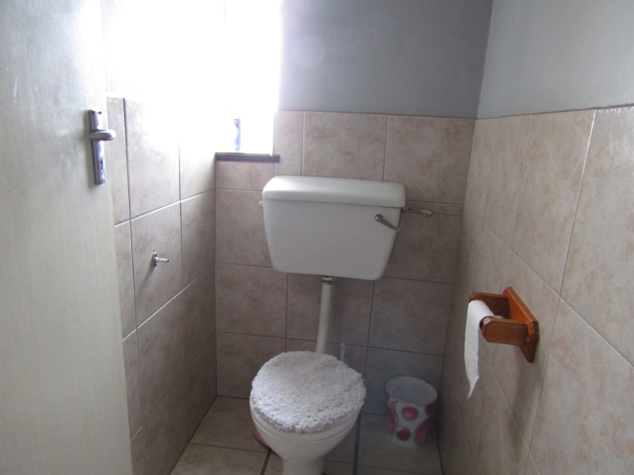 4 Bedroom Property for Sale in Humansdorp Eastern Cape
